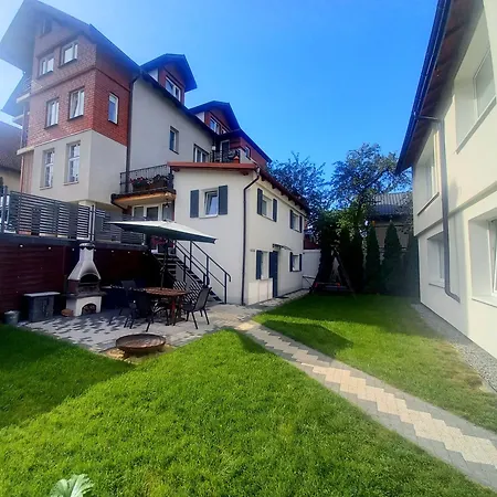 Agatomdom Gdansk, Taras-grill-kuchnia, 1800m Stare