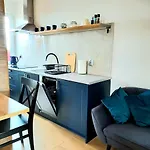 Agatomdom Gdansk, Taras-grill-kuchnia, 1800m Stare 3*