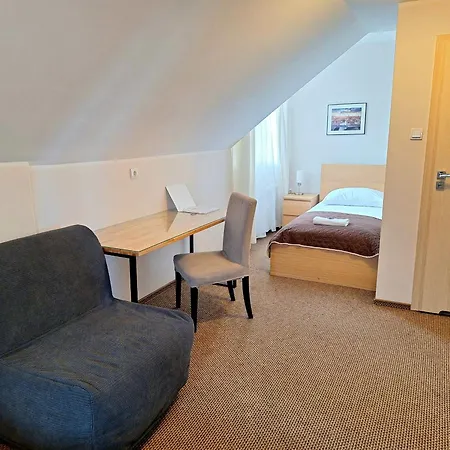 Agatomdom Gdansk, Taras-grill-kuchnia, 1800m Stare Guest house Gdansk